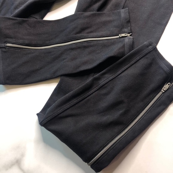 Athleta Trailsetter Moto Ponte Pant Black 4P - Picture 7 of 7